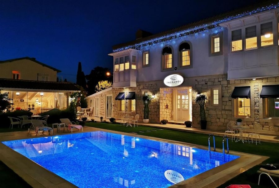 SALBAKOS HERAKLEIA BOUTIQUE HOTEL